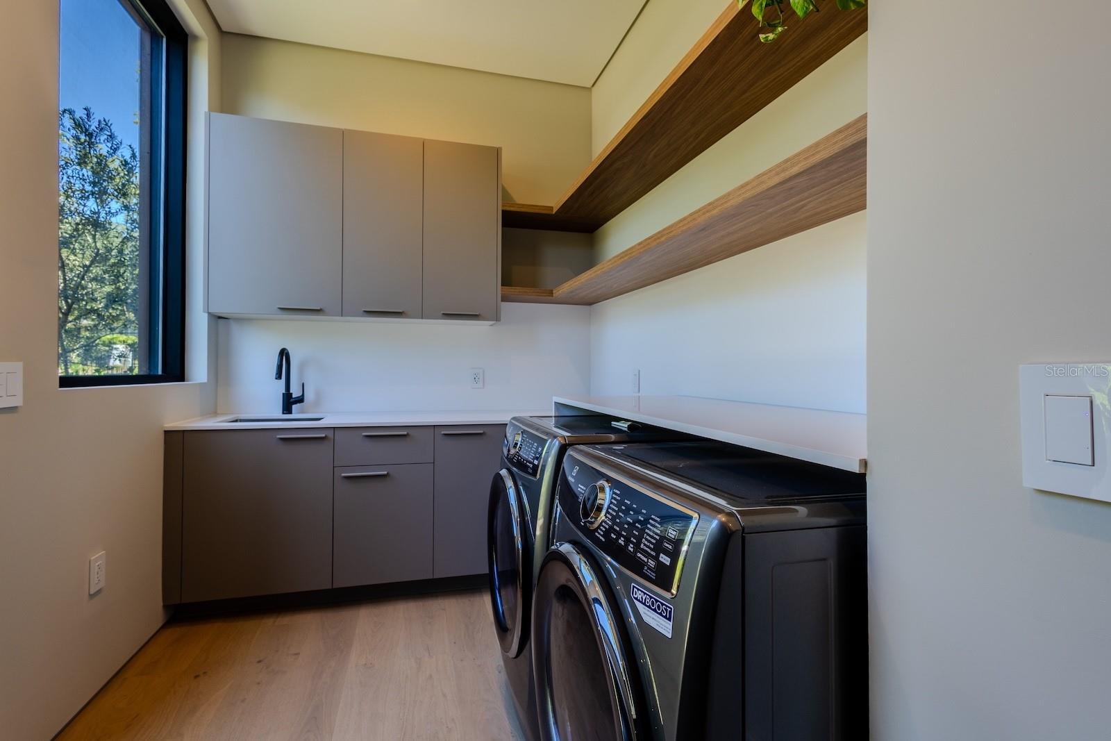 WINDERMERE TOWN - Residential