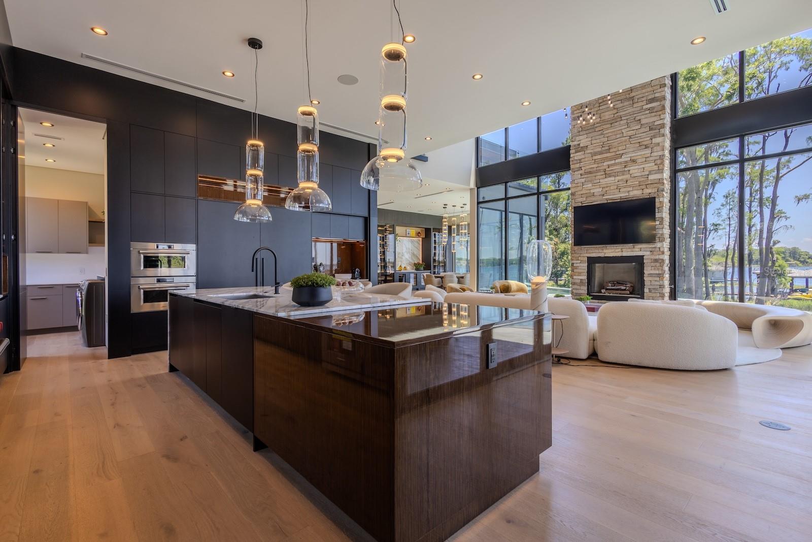 WINDERMERE TOWN - Residential