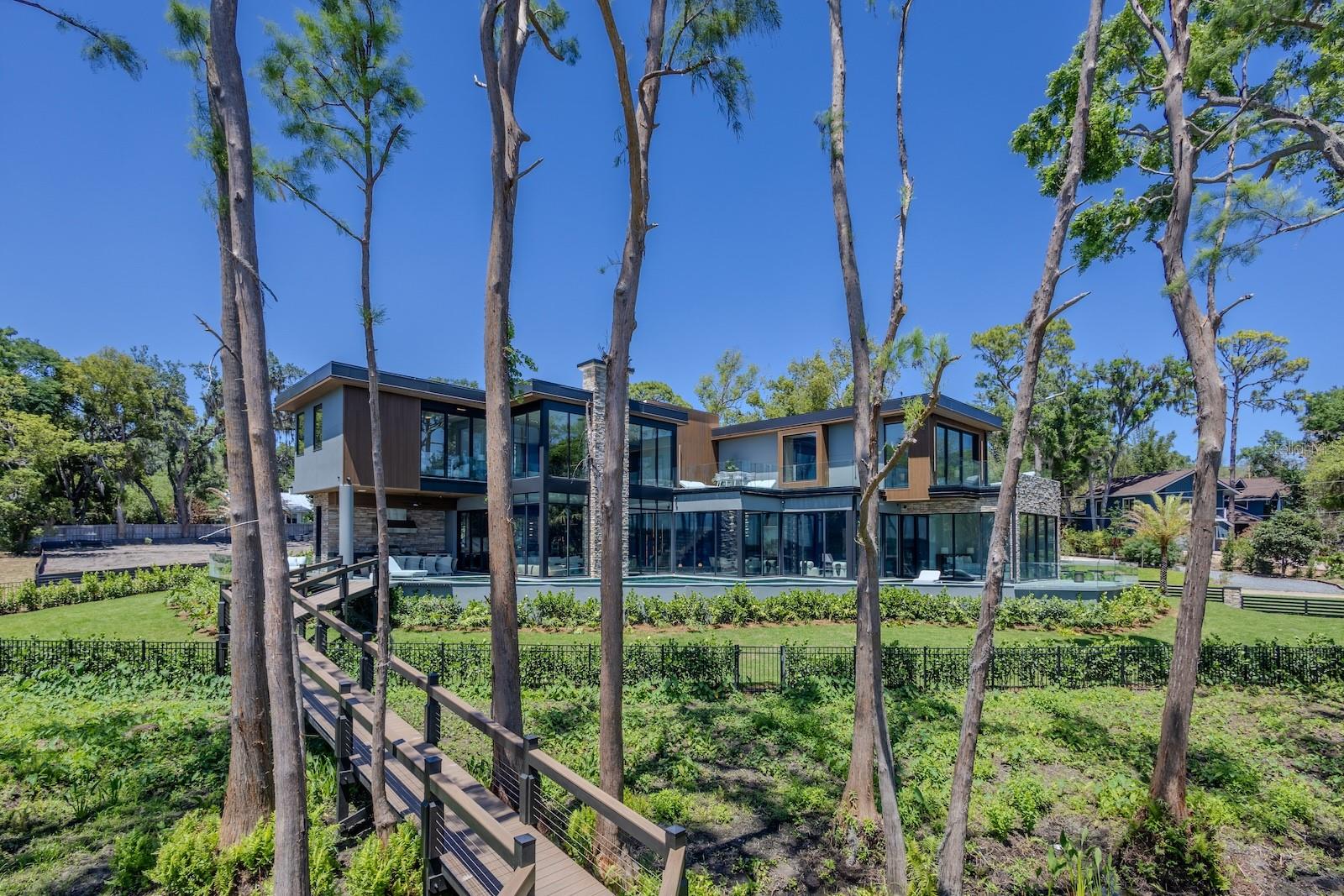 WINDERMERE TOWN - Residential