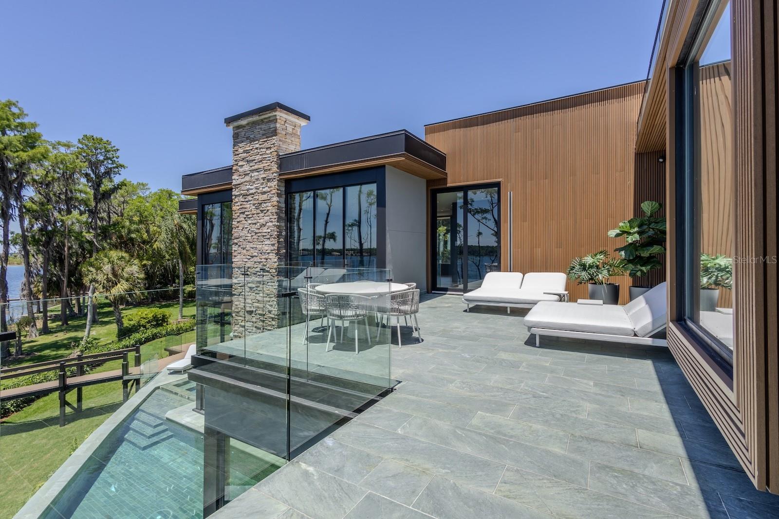 WINDERMERE TOWN - Residential