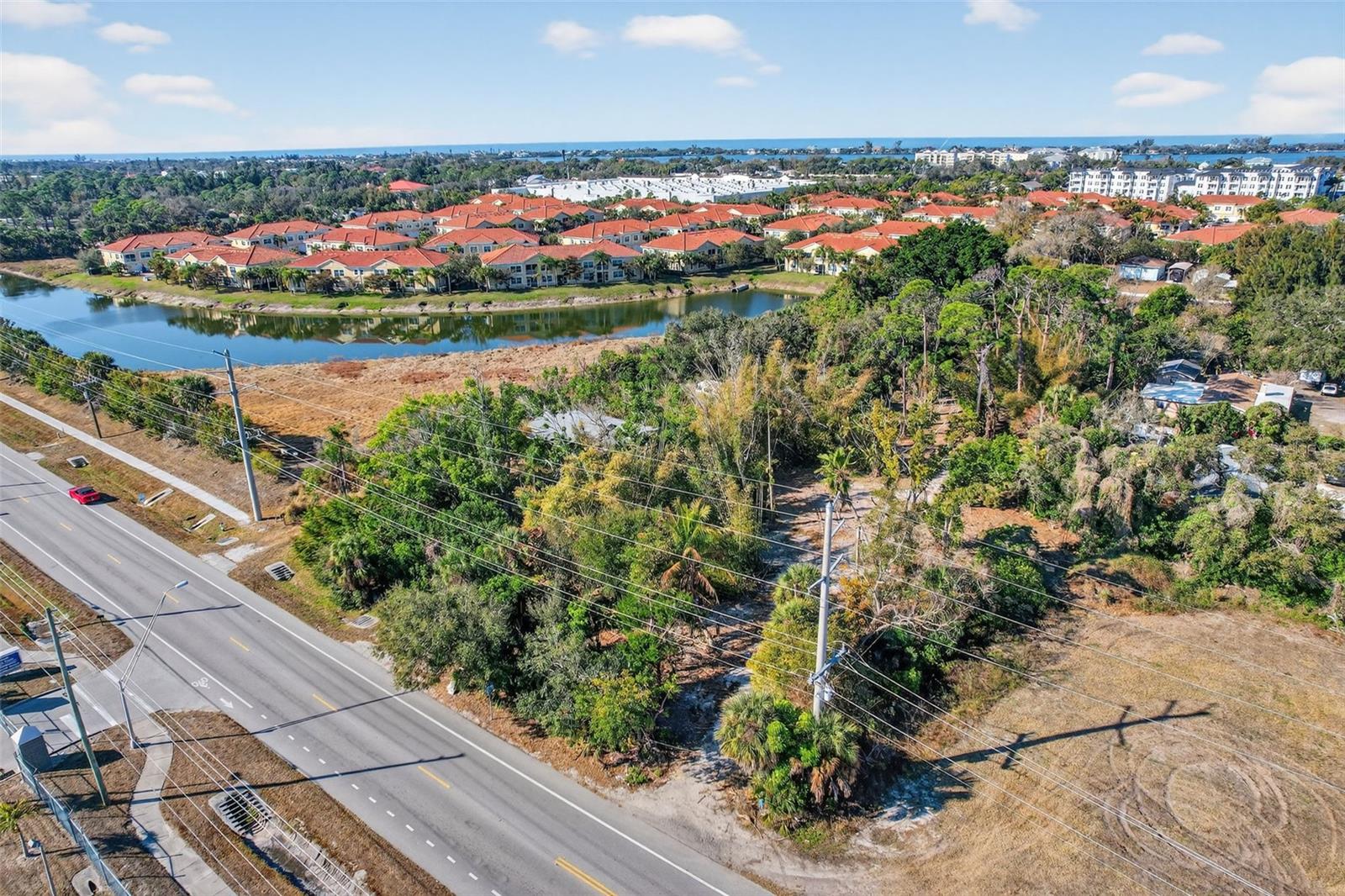 SARABAY ACRES - Land