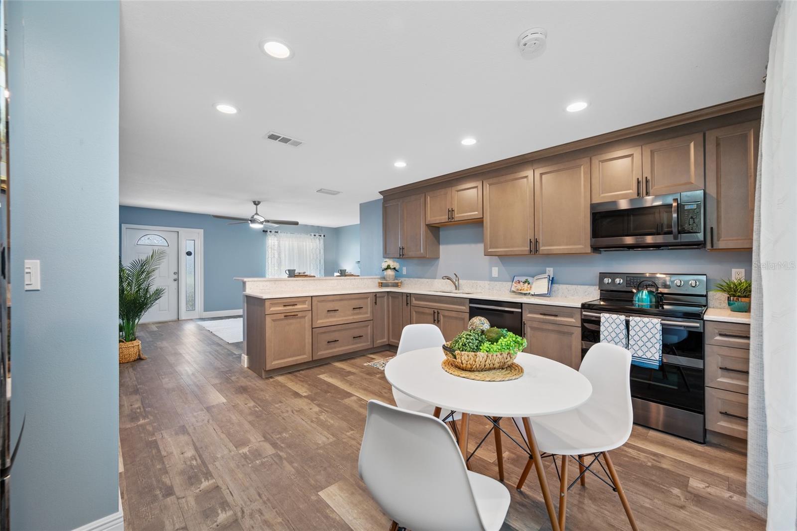 ST GEORGE A CONDO - Residential