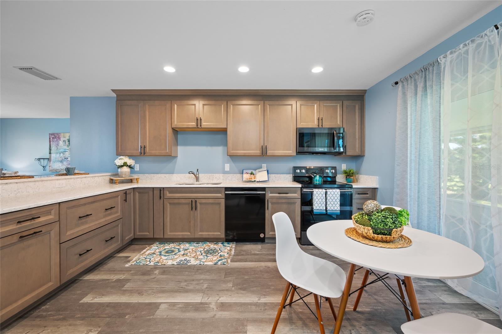 ST GEORGE A CONDO - Residential