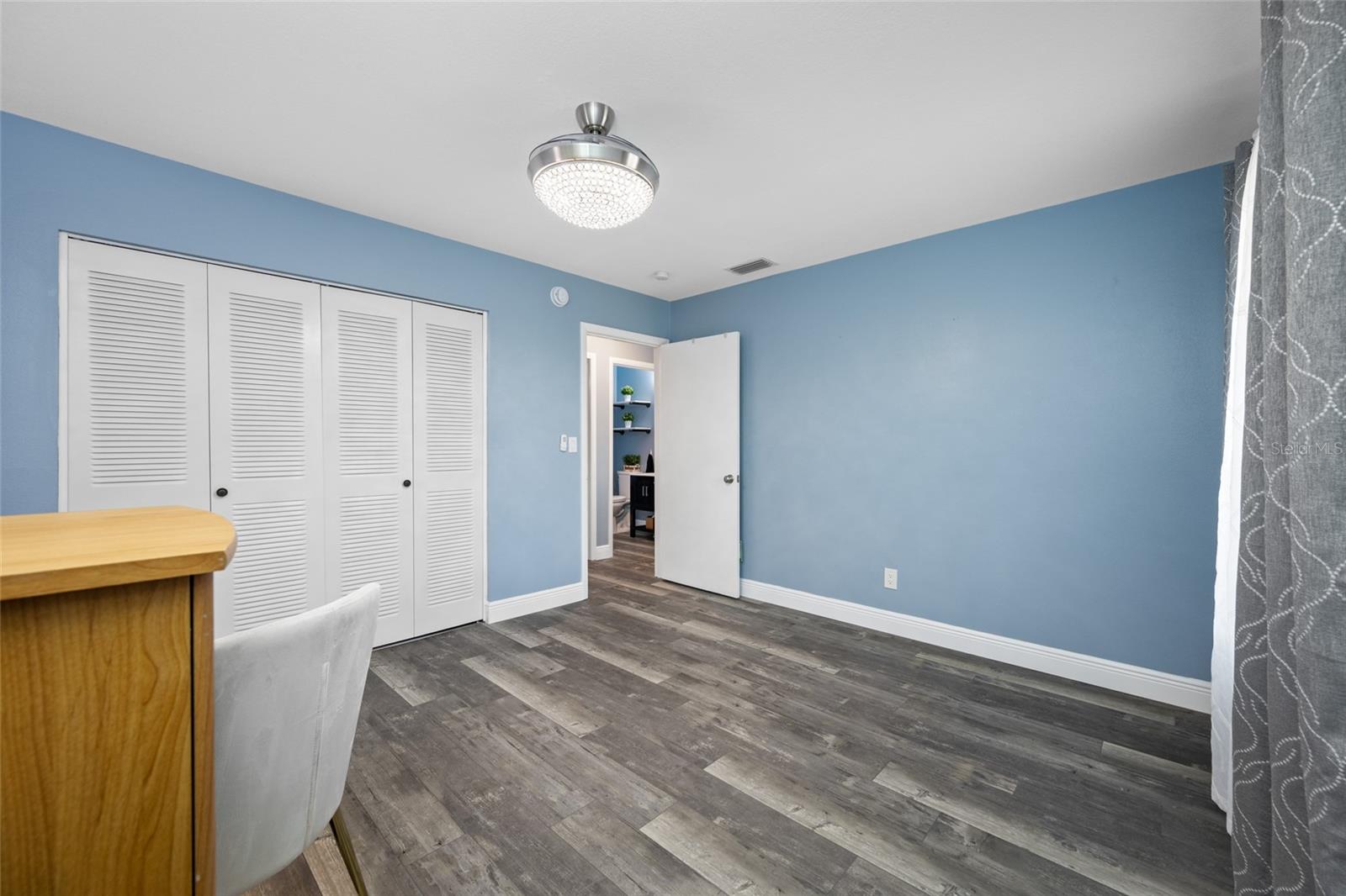 ST GEORGE A CONDO - Residential