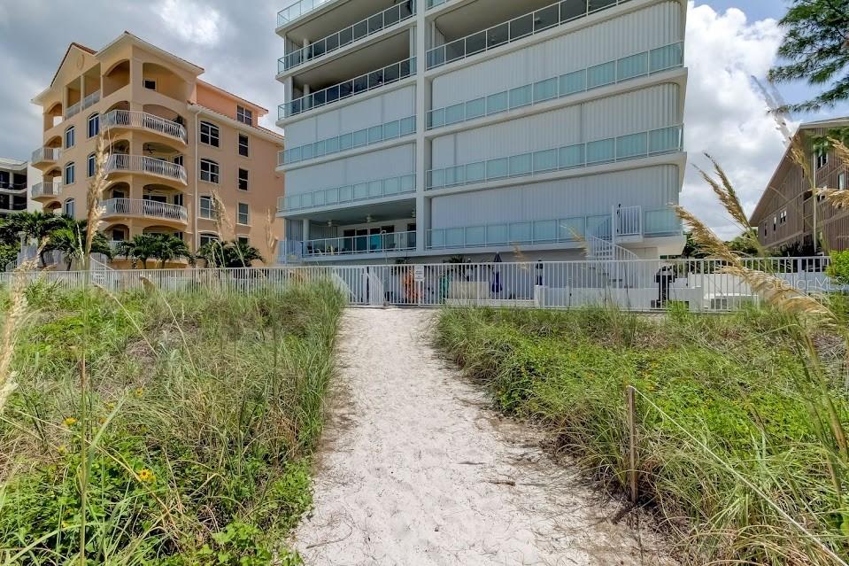 ONELLA CONDO - Residential