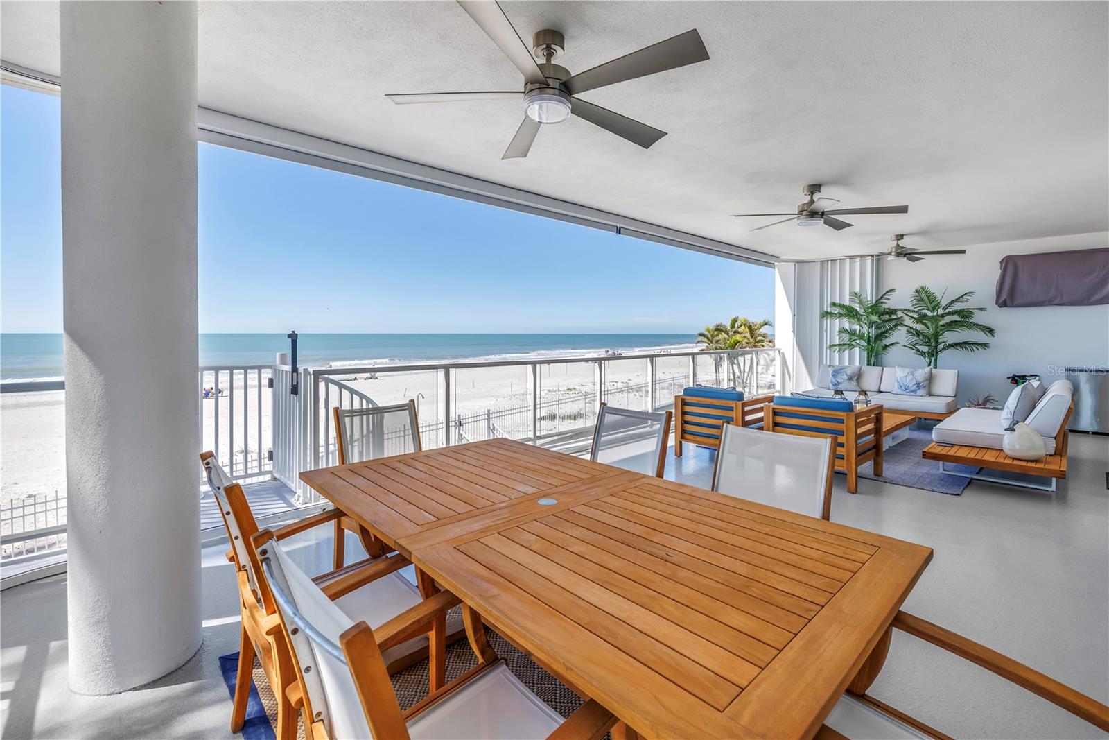 ONELLA CONDO - Residential