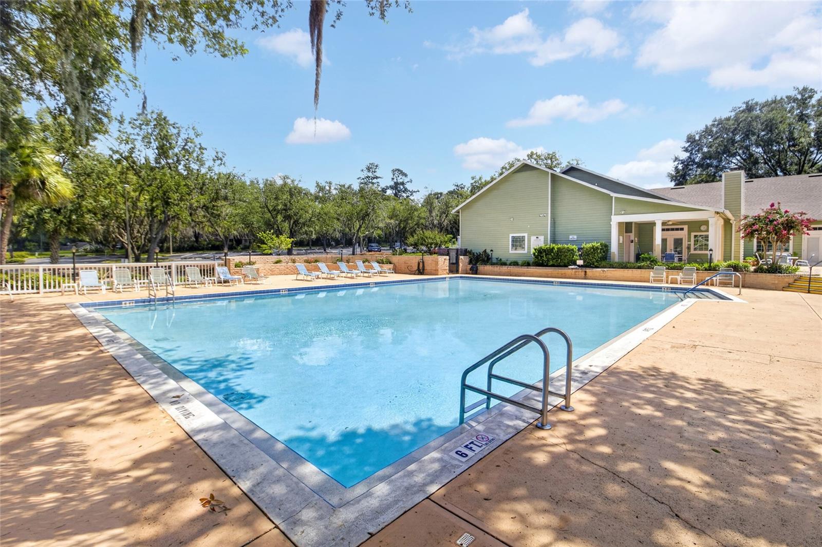 MEADOWBROOK - Residential