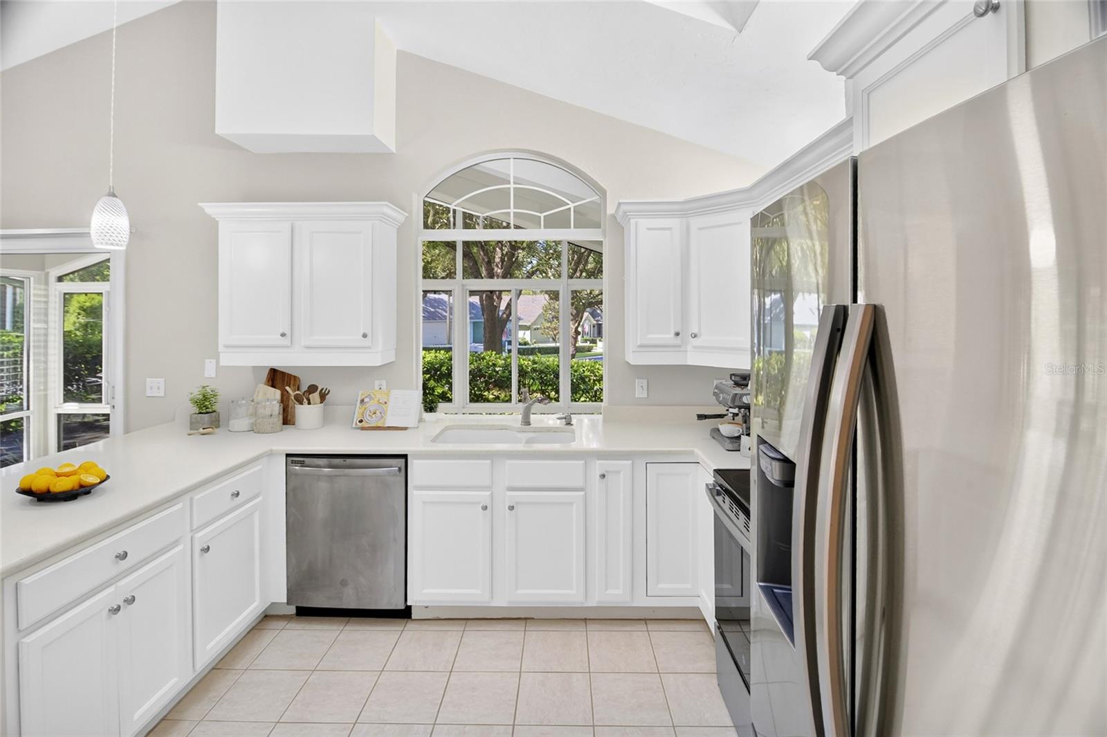 MEADOWBROOK - Residential