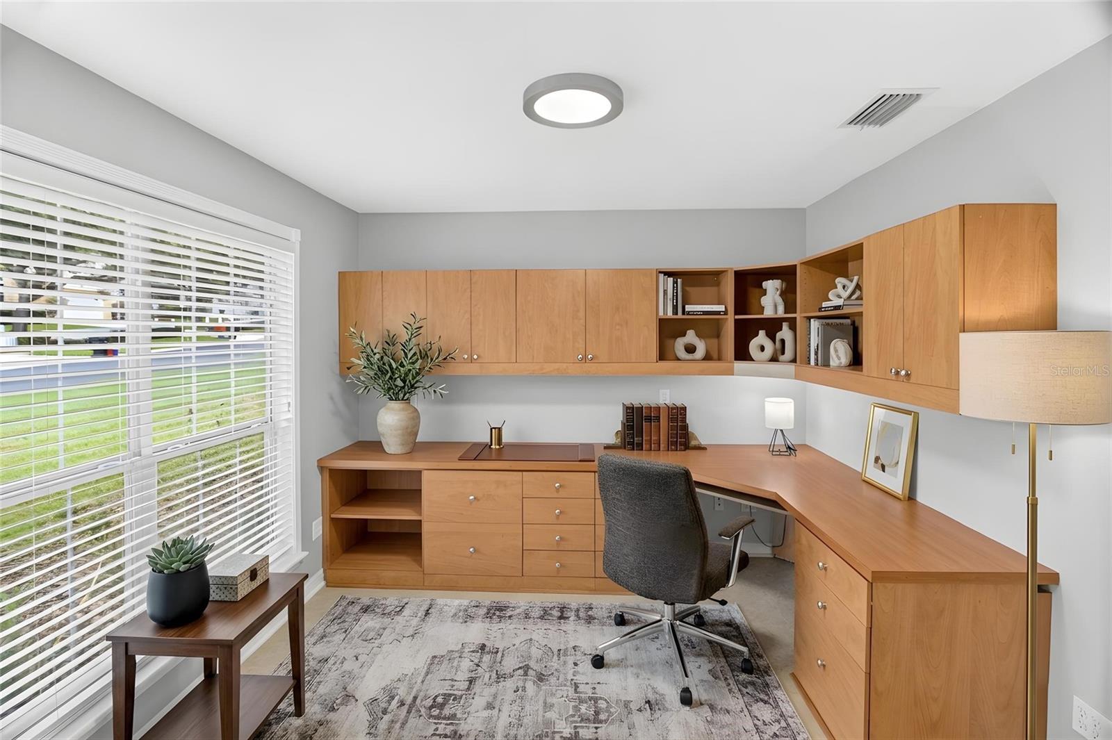 MEADOWBROOK - Residential