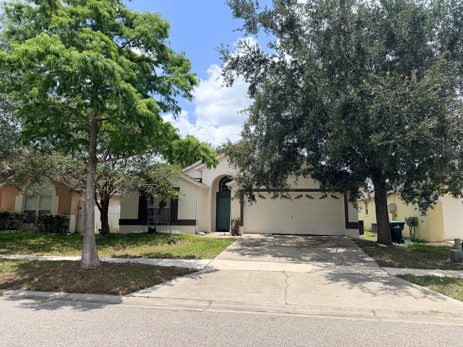 HERITAGE PLACE - Residential
