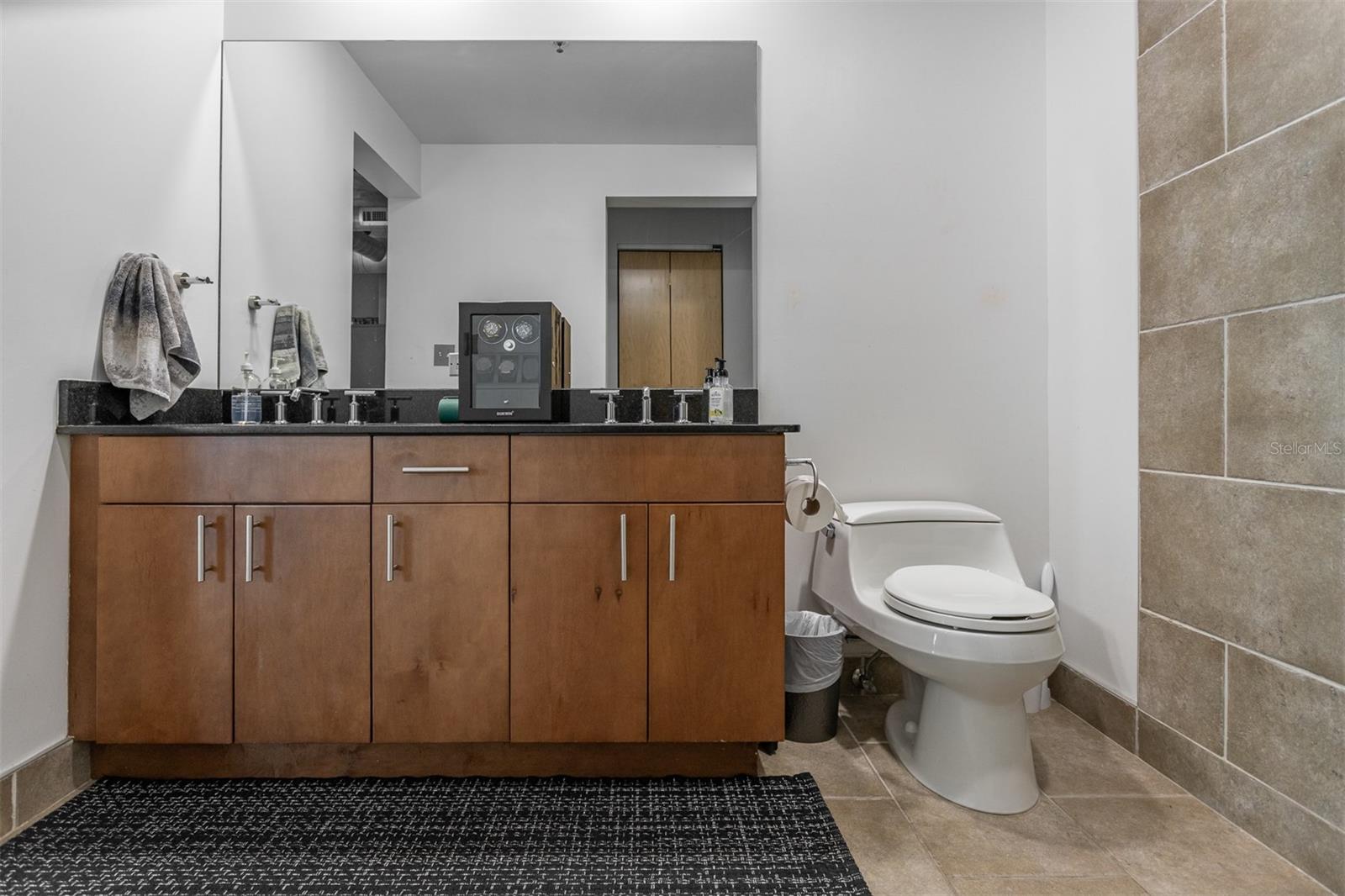 VICTORY LOFTS A CONDO - Residential
