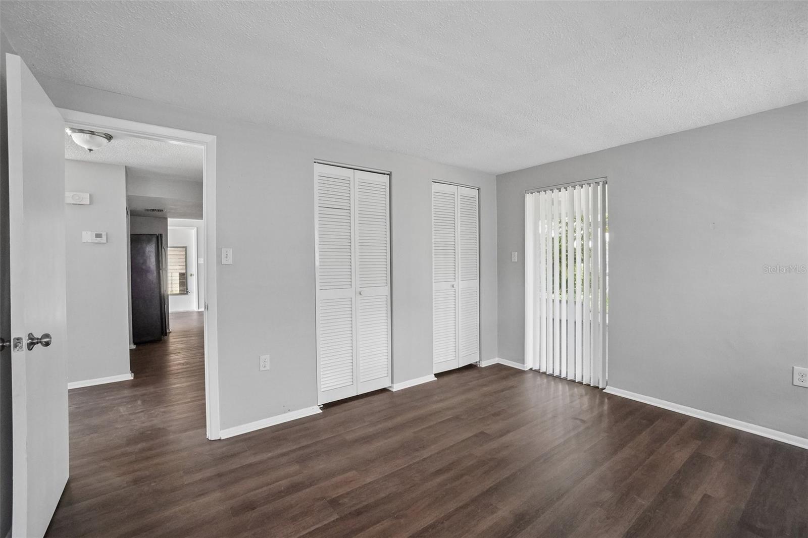 EMBASSY HILLS - Residential