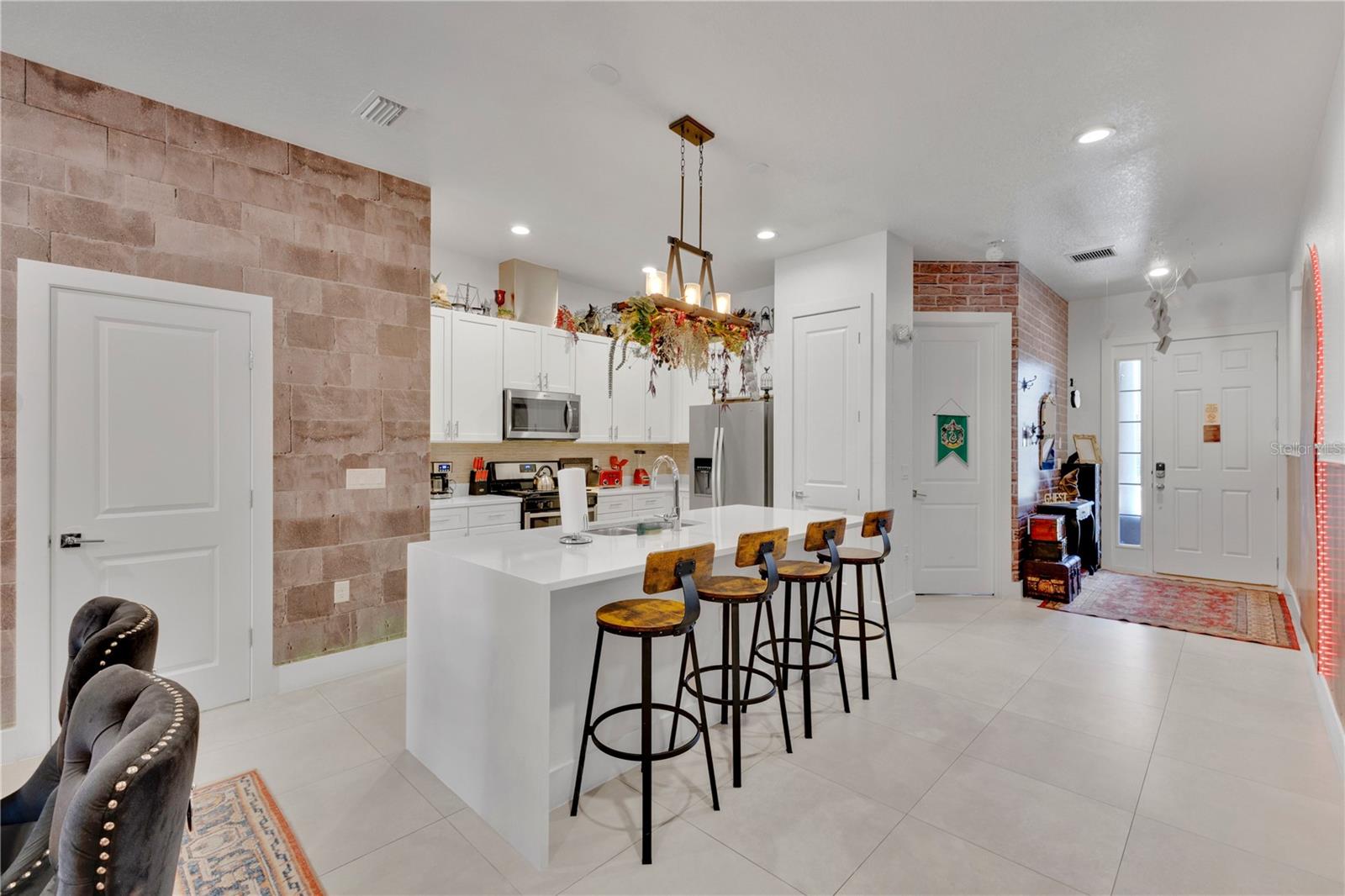 SUMMERVILLE RESORT - Residential