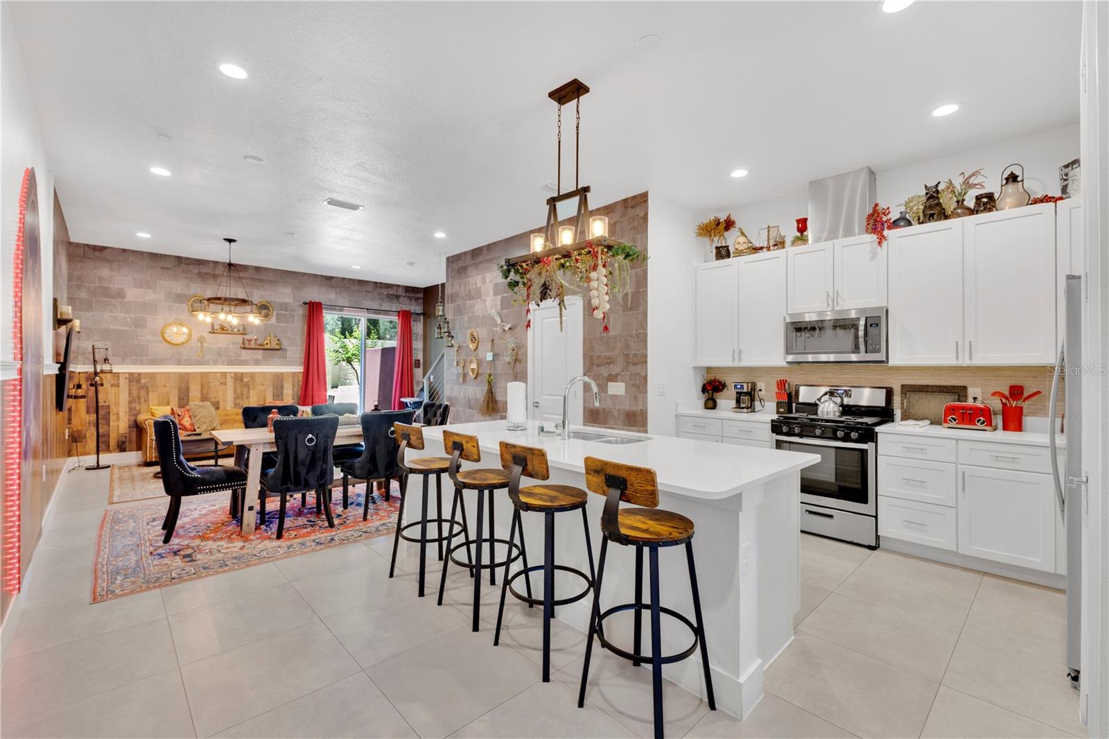 SUMMERVILLE RESORT - Residential
