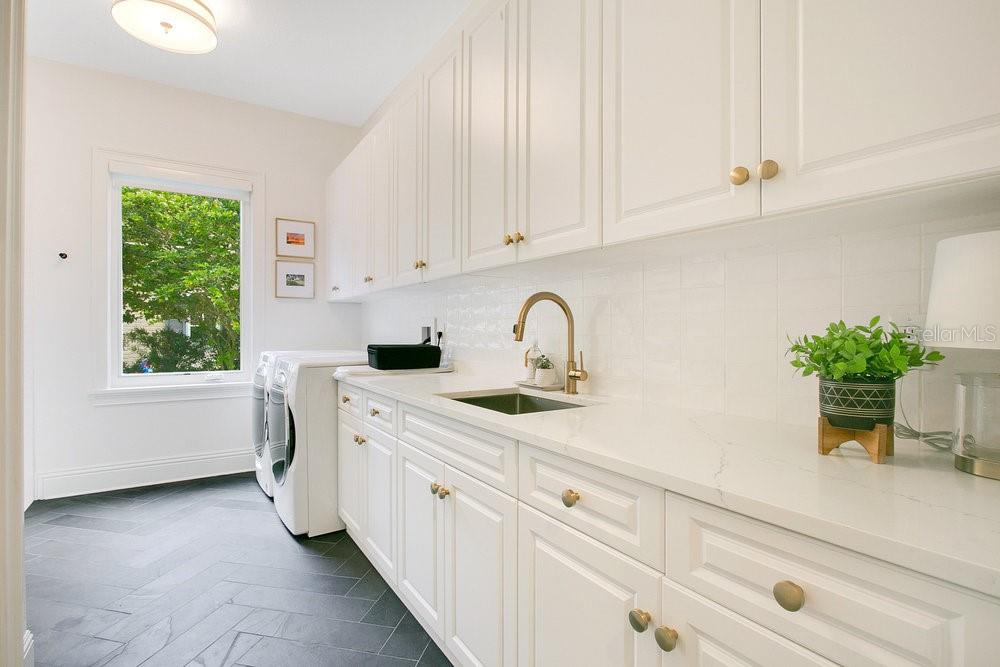 WINDERMERE TOWN - Residential