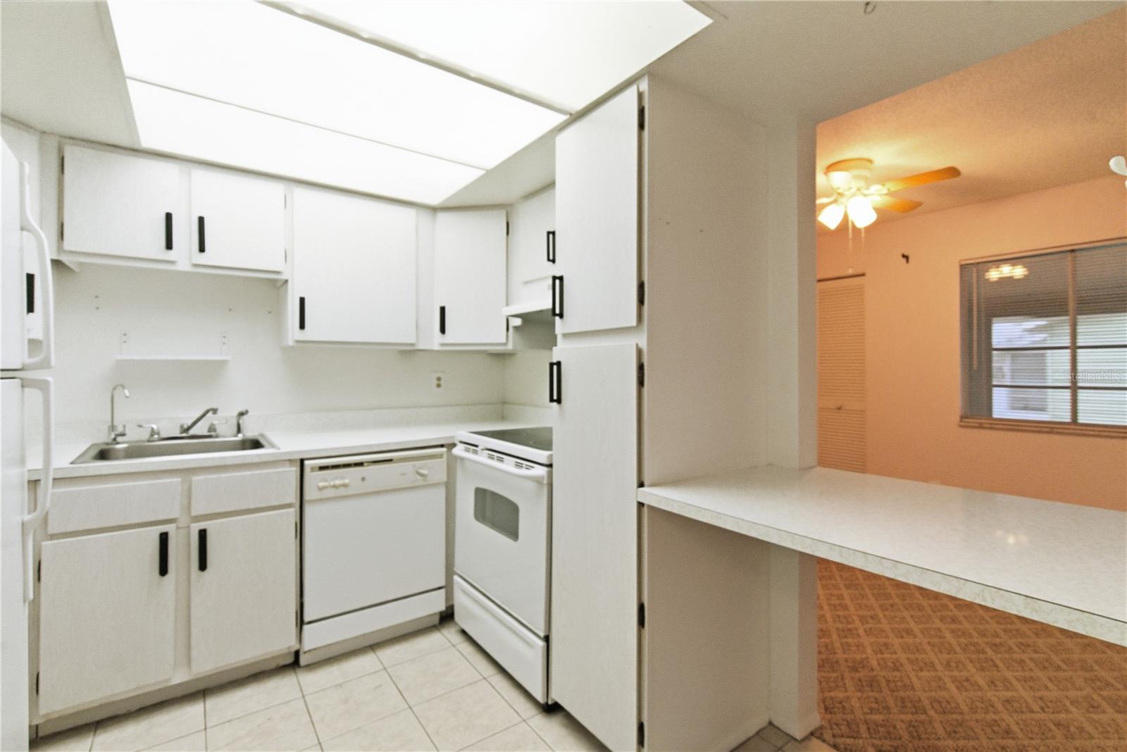 LIVE OAK VILLAGE CONDO - Residential