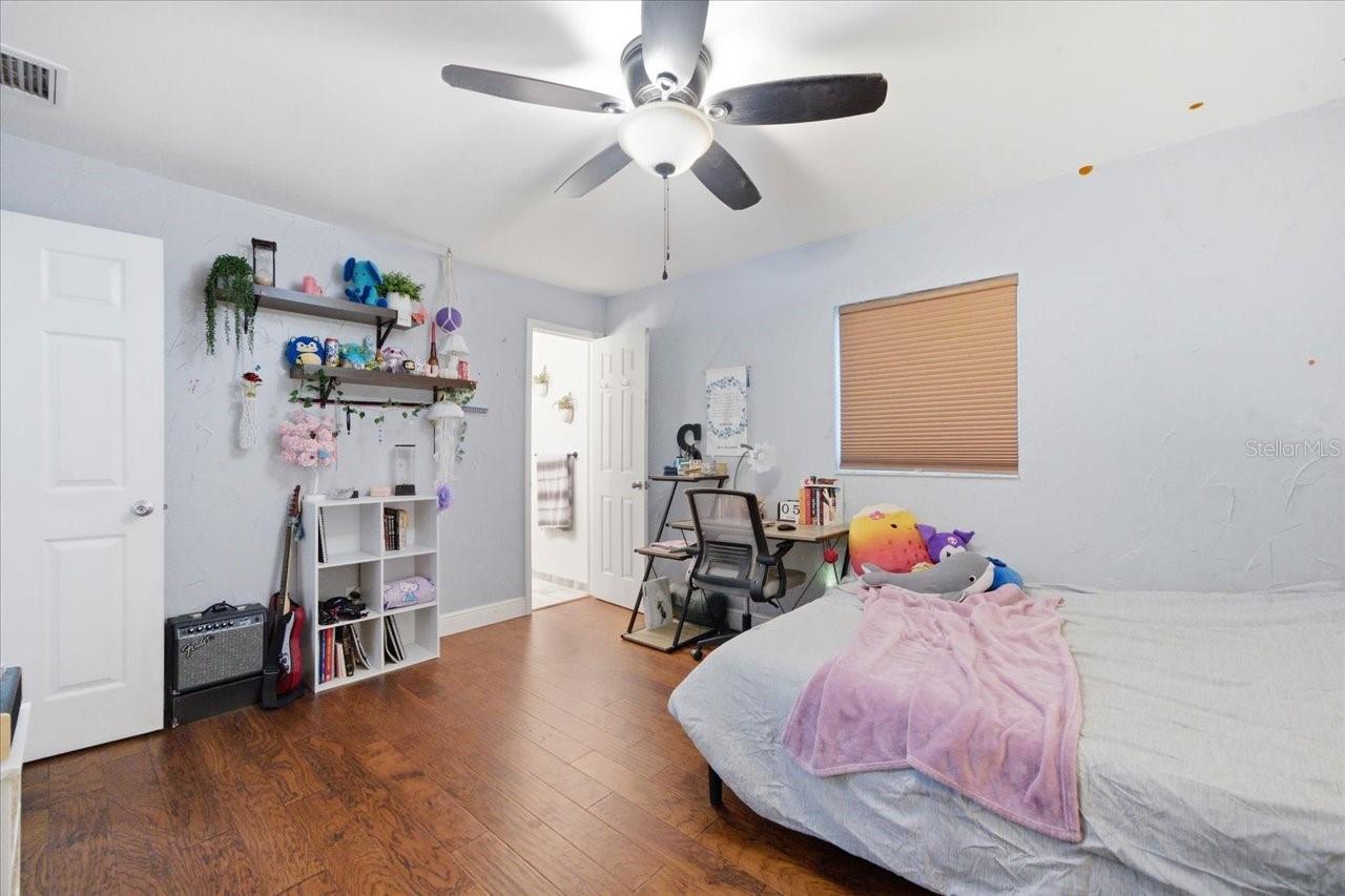 CAMBRIDGE CLARK ESTS - Residential