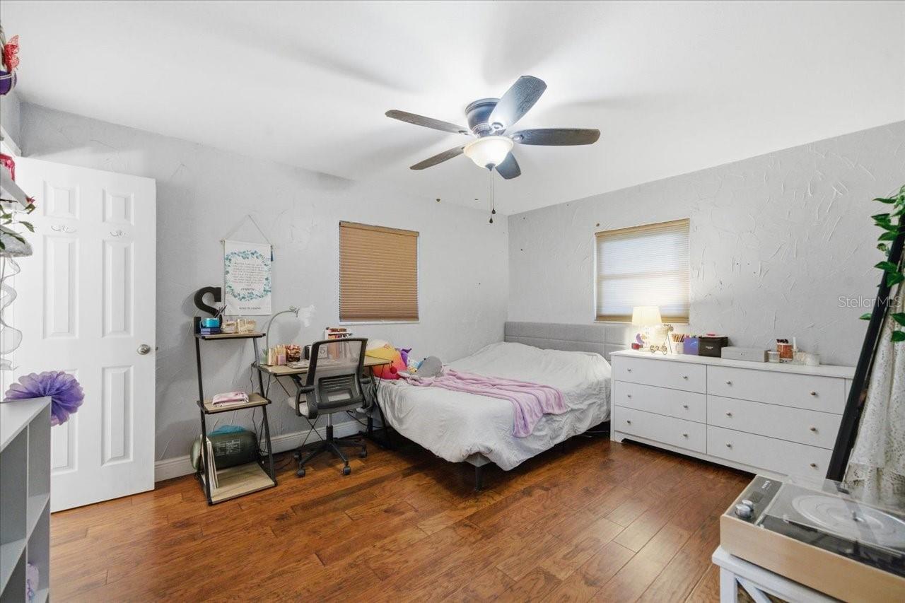 CAMBRIDGE CLARK ESTS - Residential