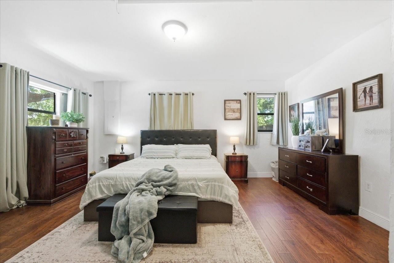 CAMBRIDGE CLARK ESTS - Residential