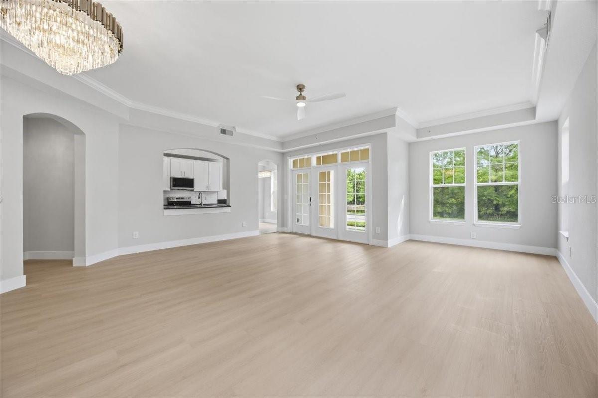 ARTISAN CLUB CONDO PH 6 - Residential
