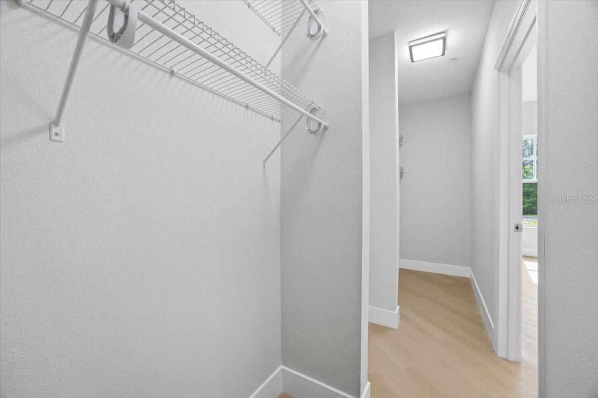 ARTISAN CLUB CONDO PH 6 - Residential