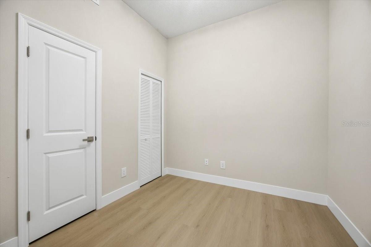 ARTISAN CLUB CONDO PH 6 - Residential