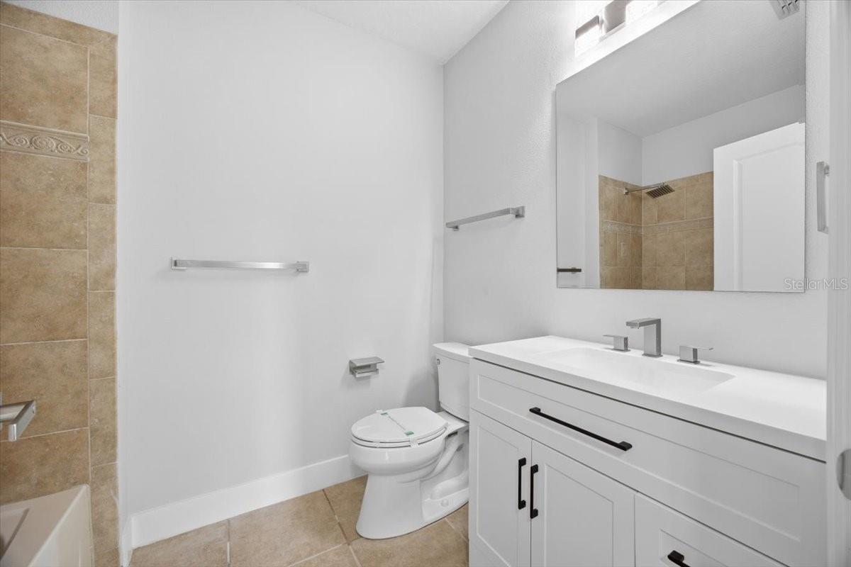ARTISAN CLUB CONDO PH 6 - Residential