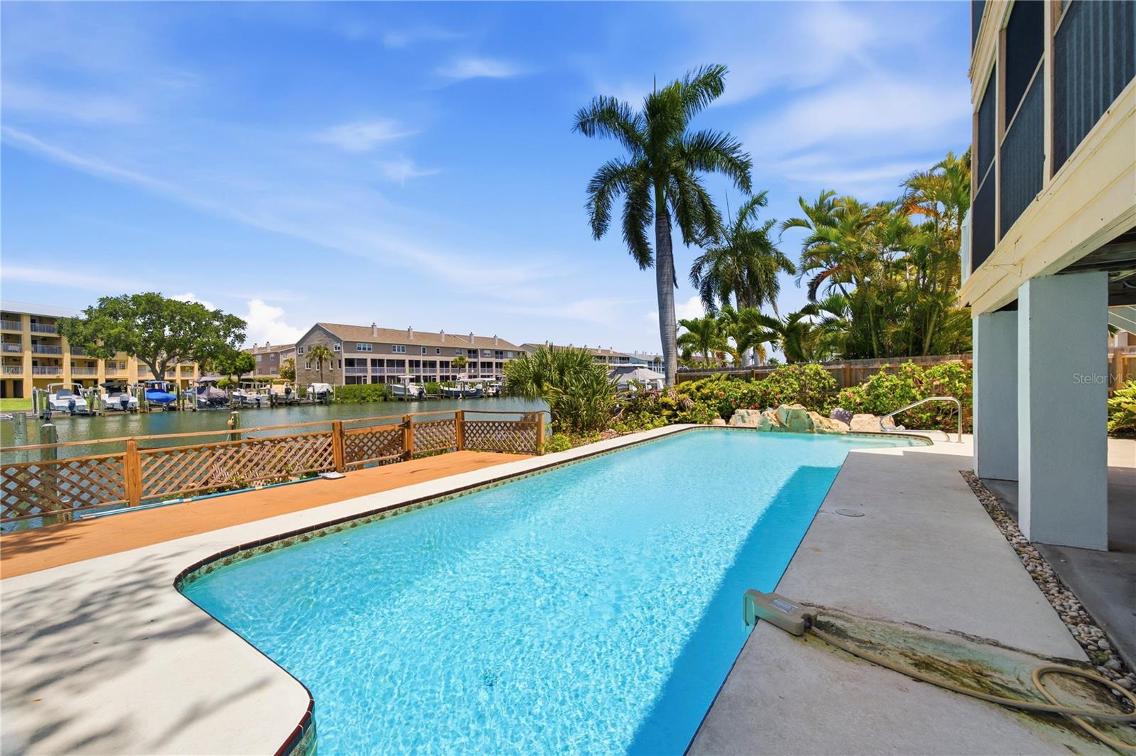 TIERRA VERDE - Residential