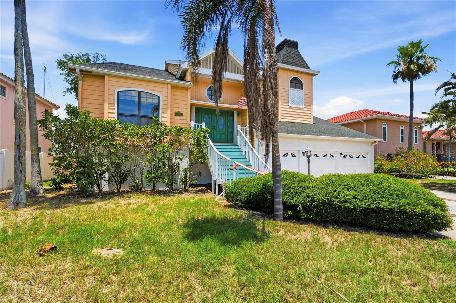 TIERRA VERDE - Residential