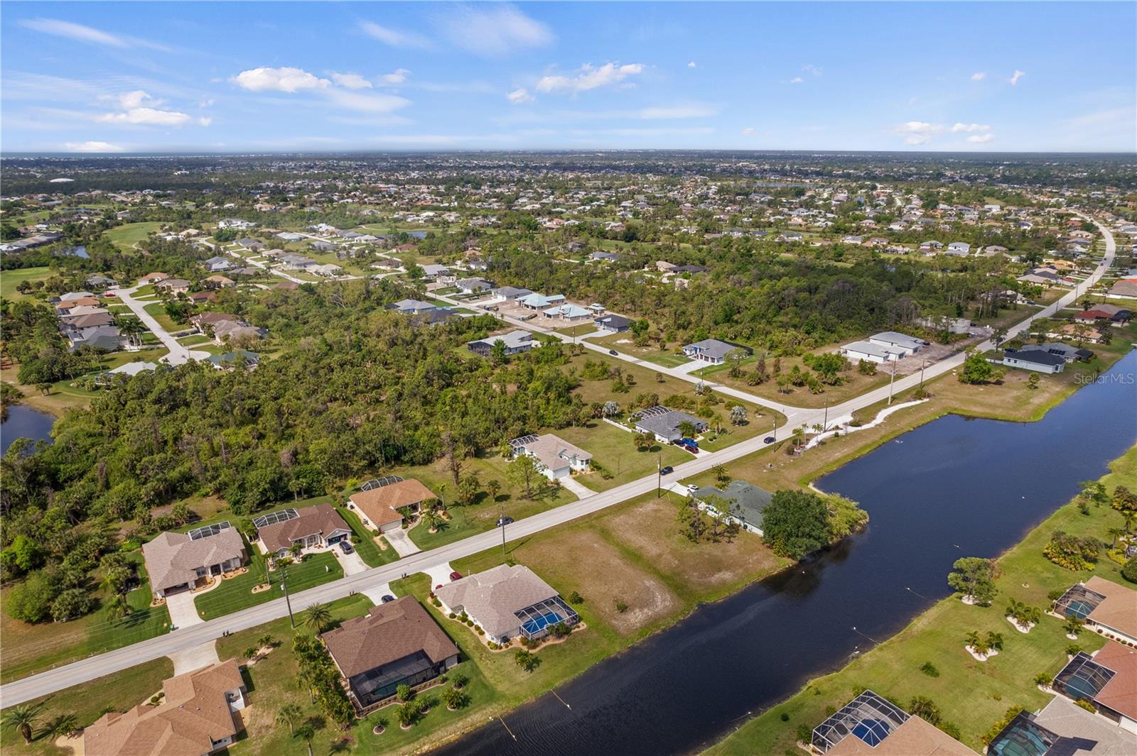ROTONDA WEST LONG MEADOW - Land