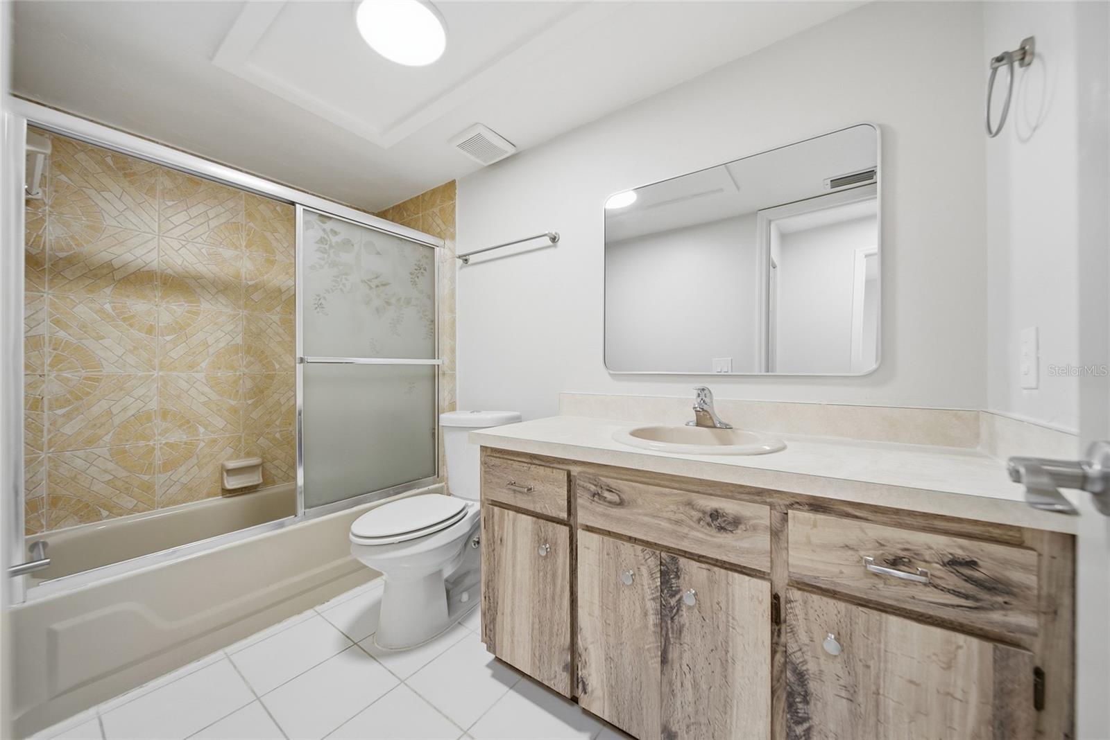 CITRUS SPGS UNIT 03 - Residential
