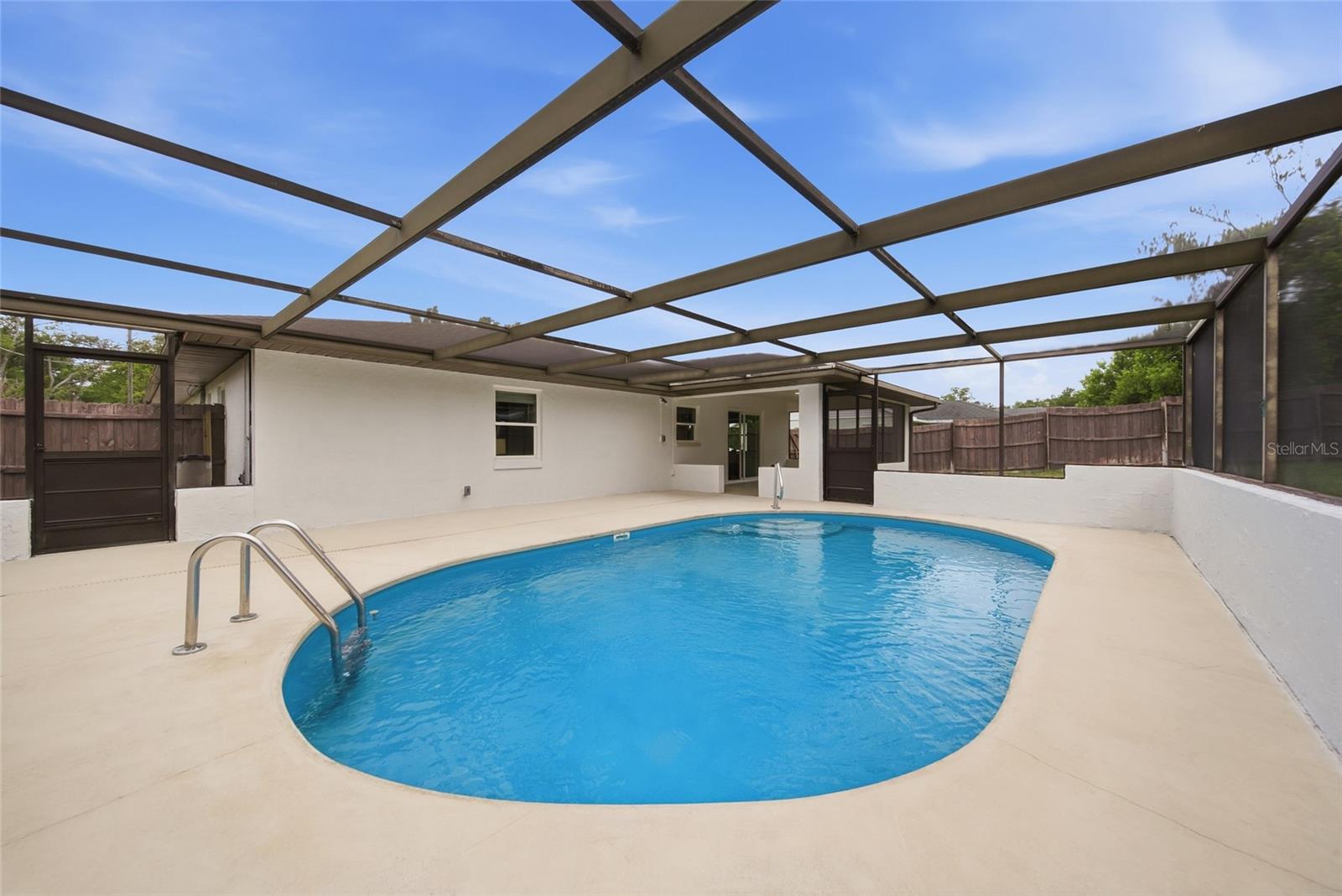 CITRUS SPGS UNIT 03 - Residential