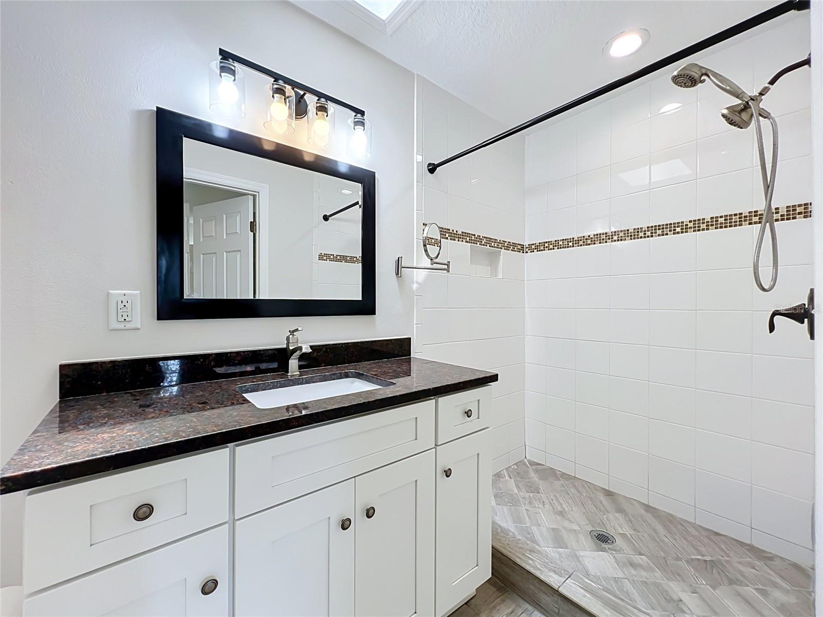 GLEN ARDEN HEIGHTS - Residential