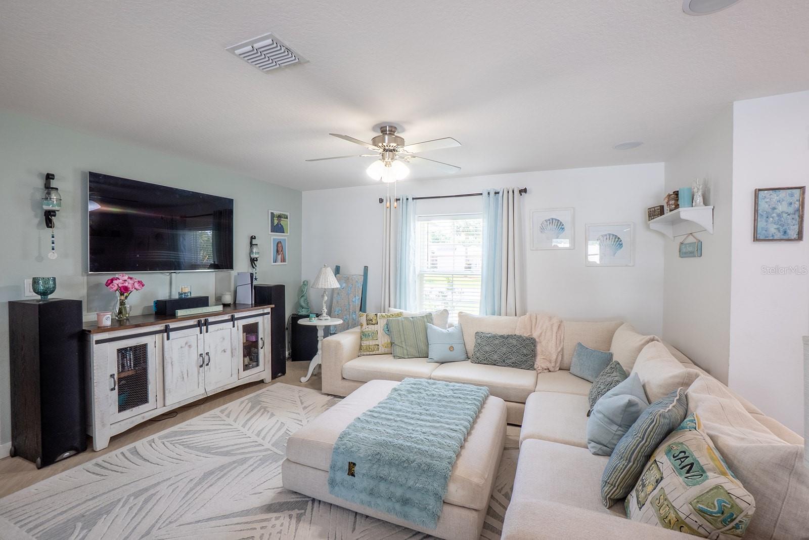 PINE GROVE - Residential