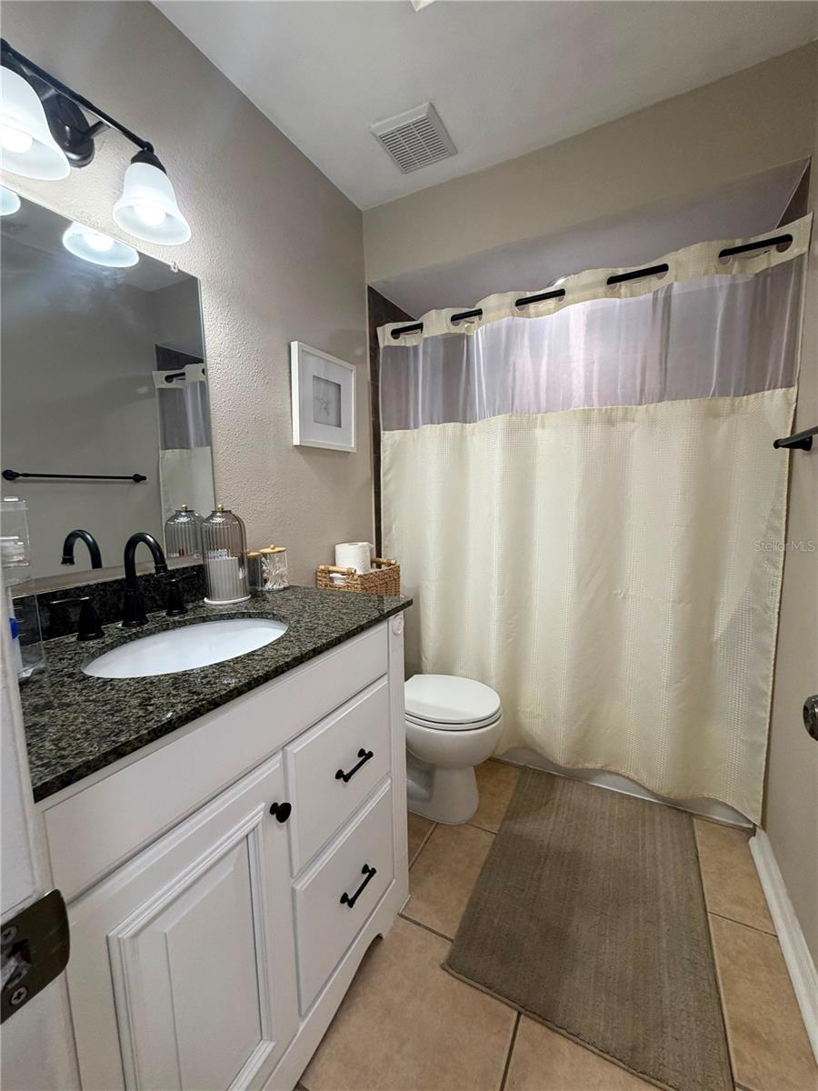 OAKMONT PARK - Residential
