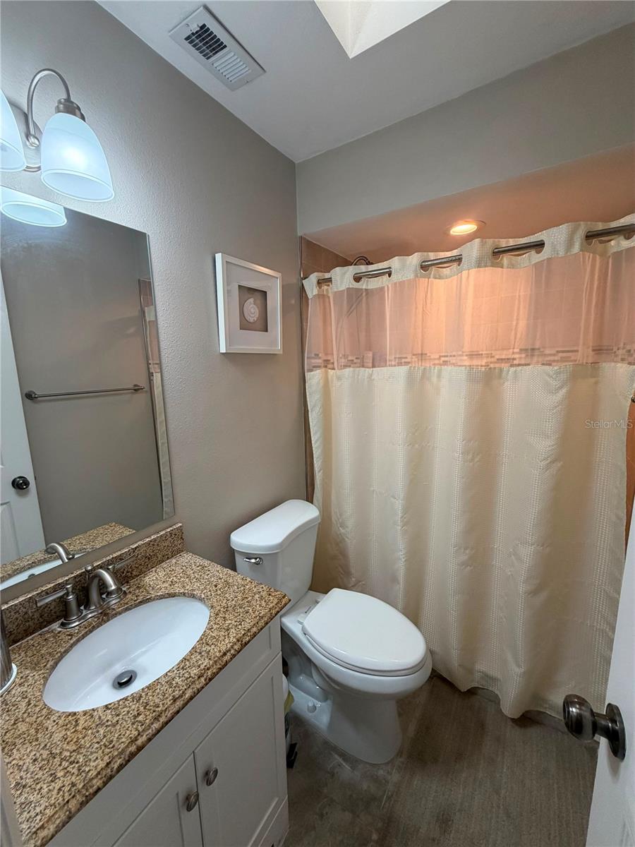 OAKMONT PARK - Residential