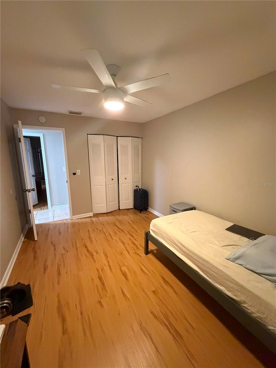 OAKMONT PARK - Residential