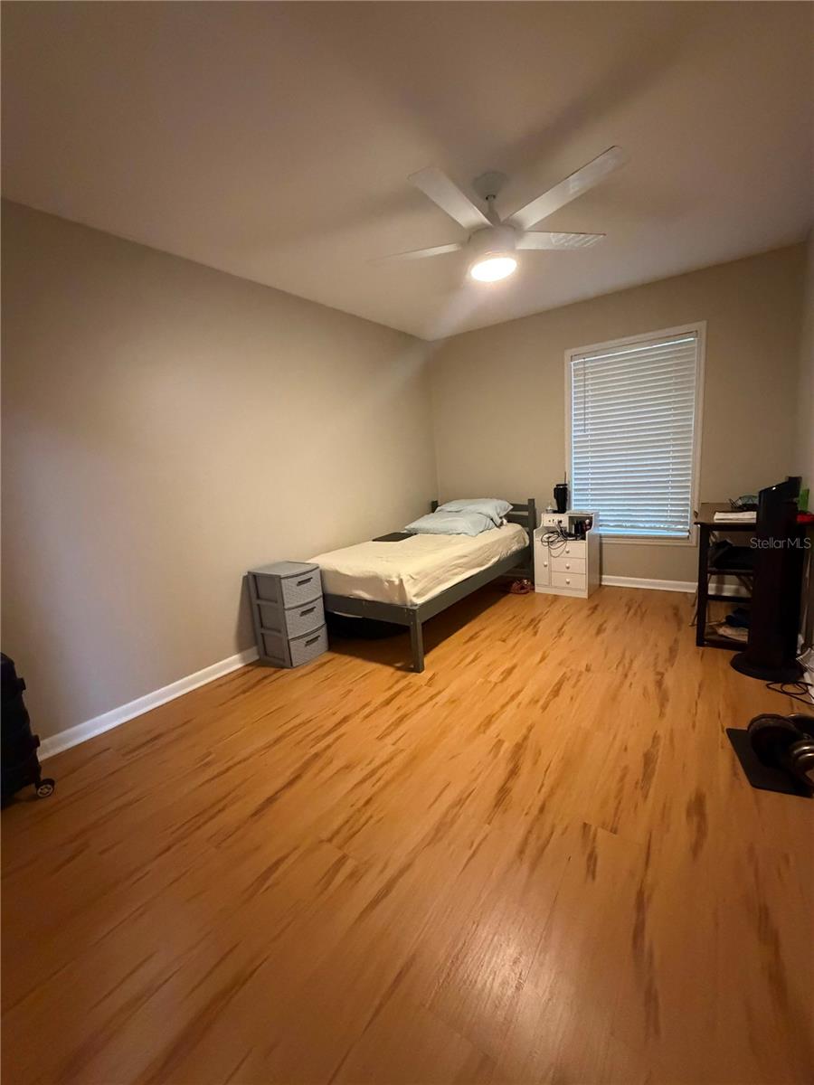 OAKMONT PARK - Residential