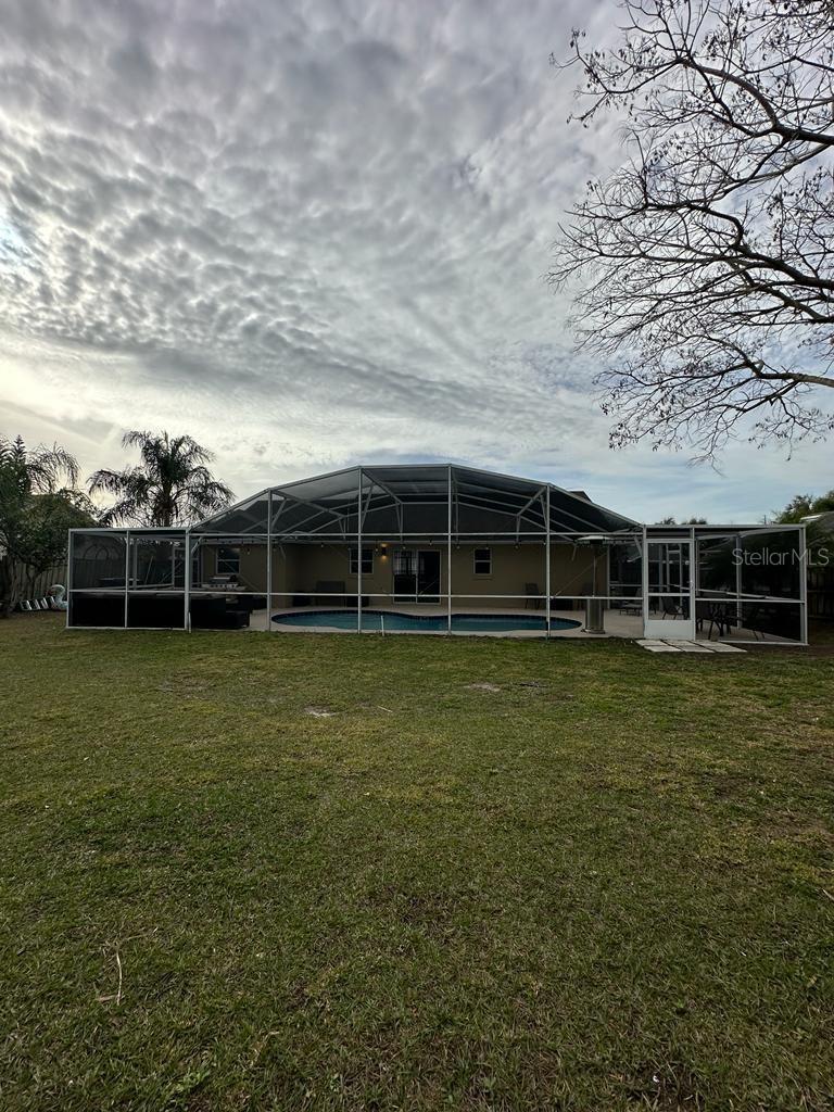 BENTLEY OAKS - Residential Lease
