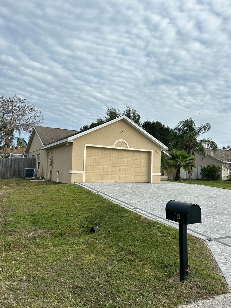 BENTLEY OAKS - Residential Lease