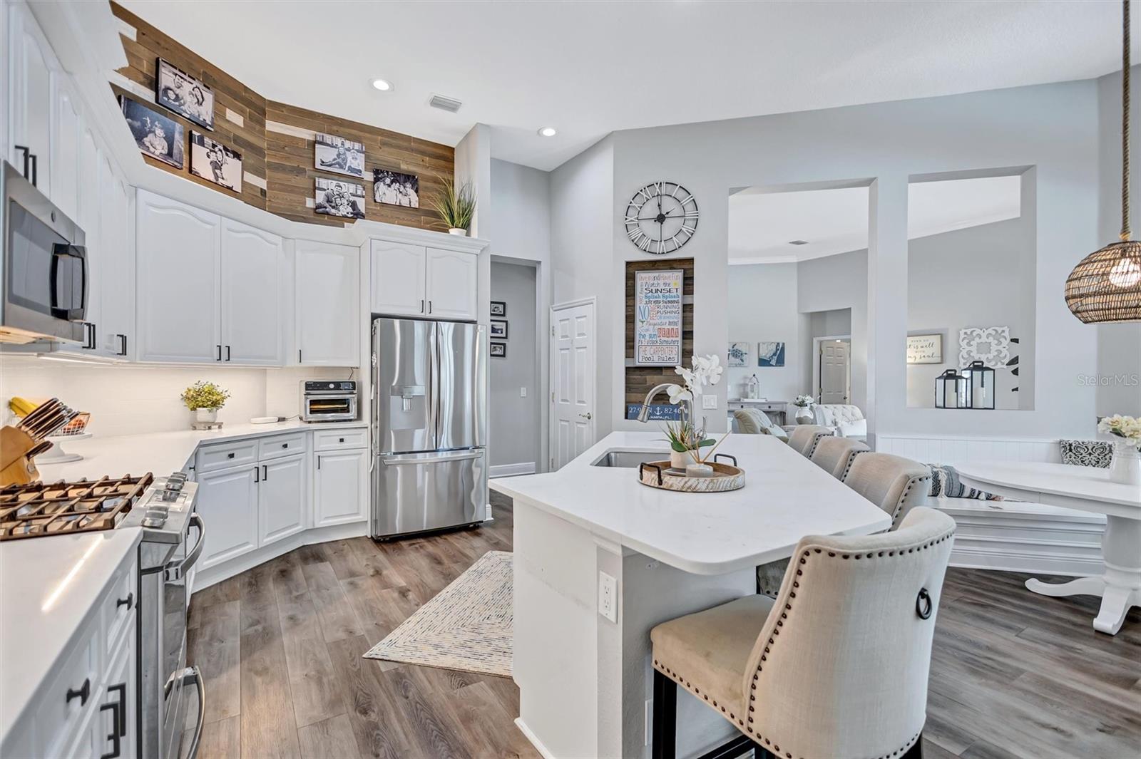 WATERCHASE PH 06 - Residential