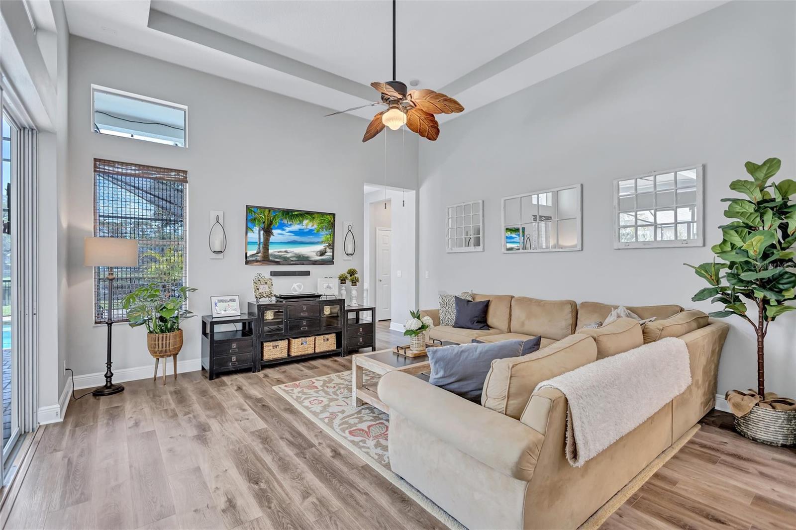 WATERCHASE PH 06 - Residential