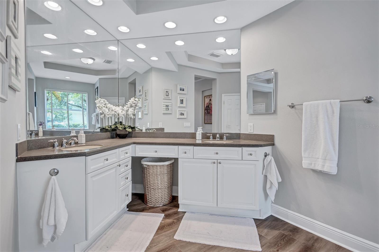 WATERCHASE PH 06 - Residential