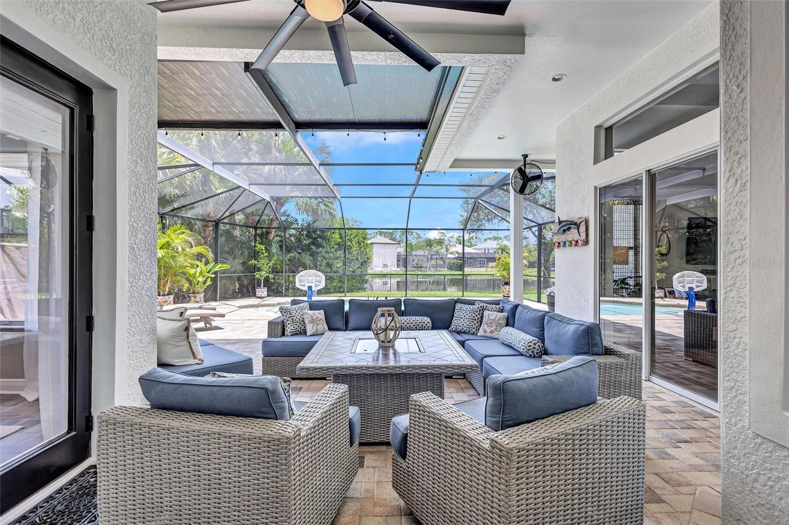 WATERCHASE PH 06 - Residential