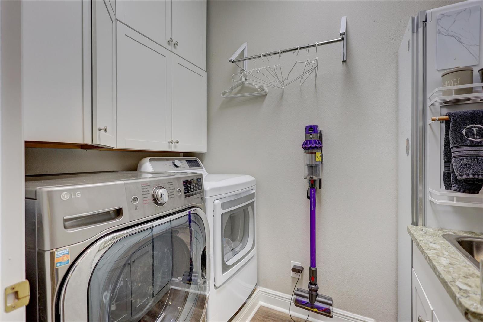 WATERCHASE PH 06 - Residential