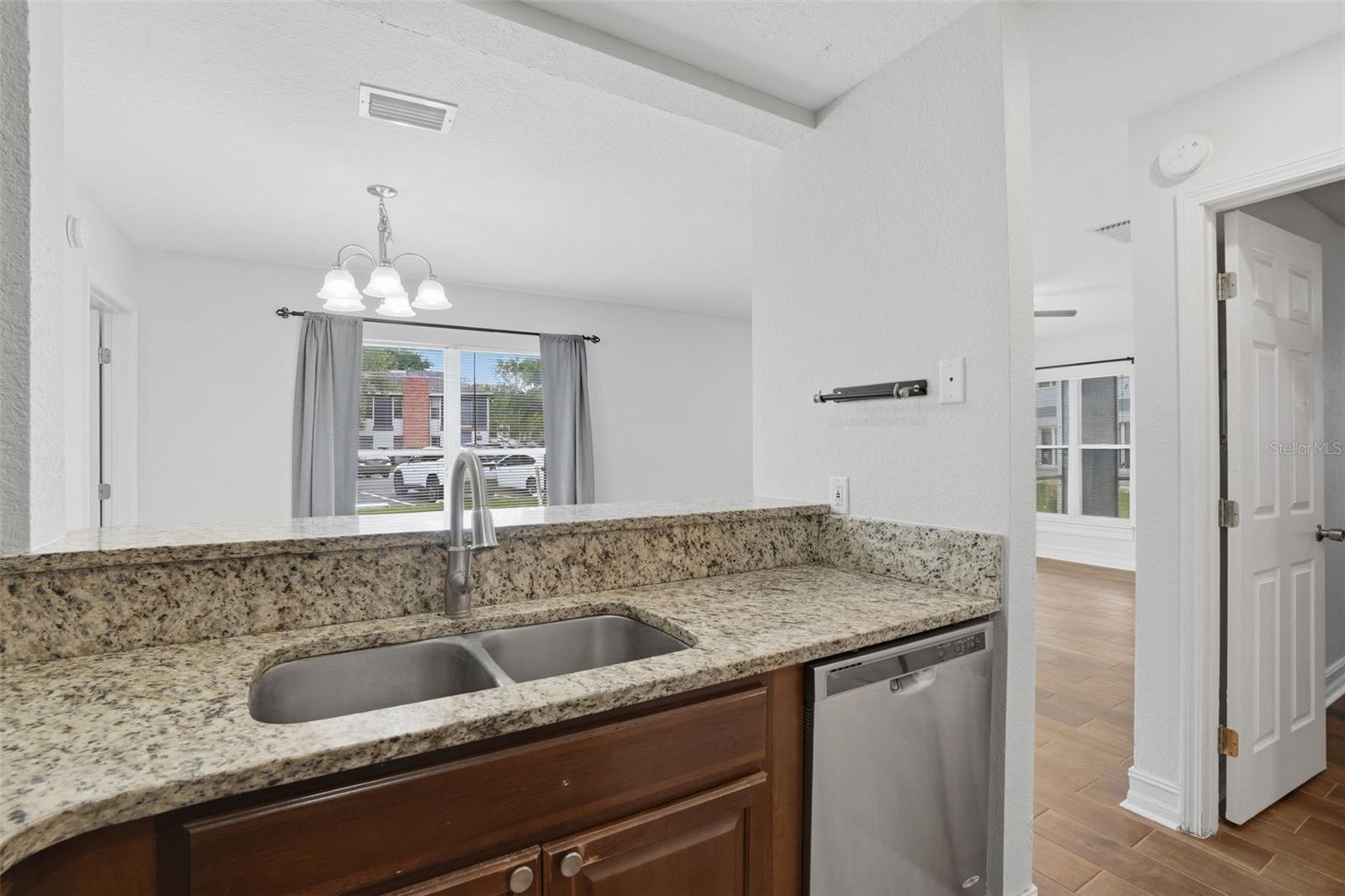 NORTHLAKE VILLAGE CONDO 9 - Residential