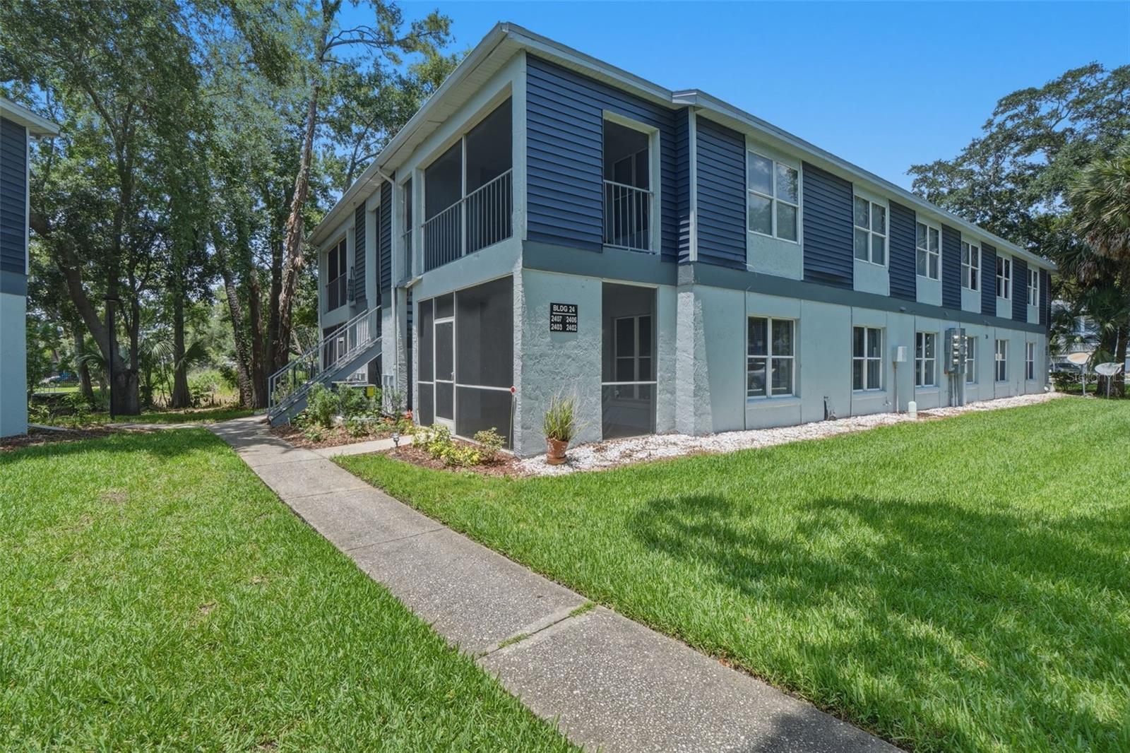 NORTHLAKE VILLAGE CONDO 9 - Residential