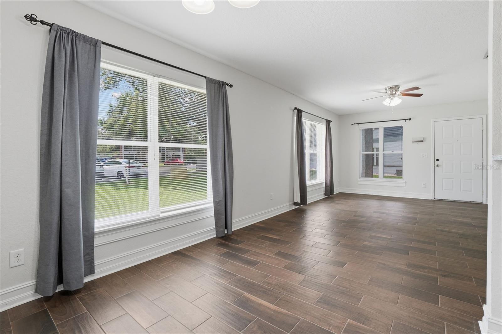 NORTHLAKE VILLAGE CONDO 9 - Residential