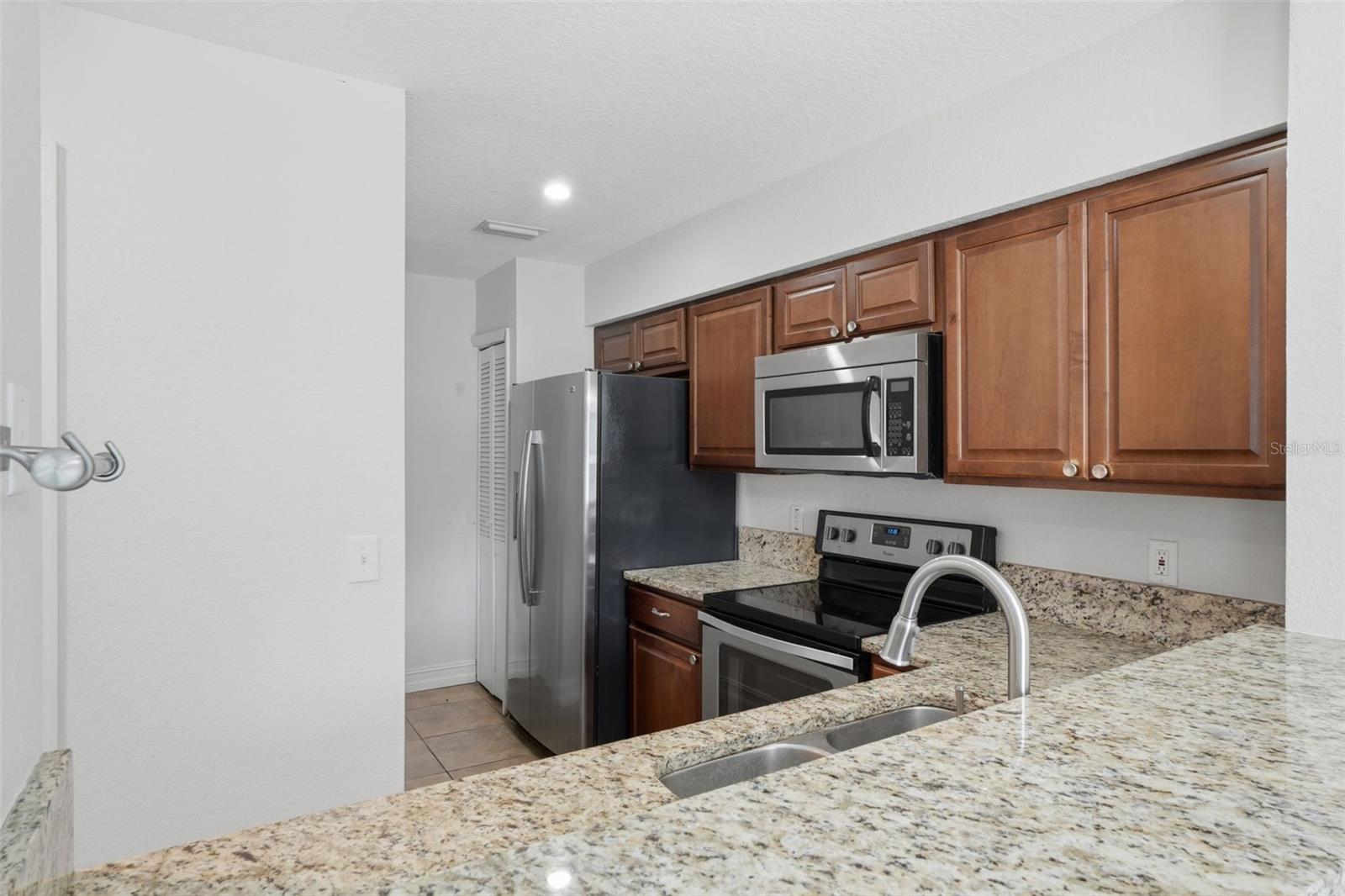 NORTHLAKE VILLAGE CONDO 9 - Residential