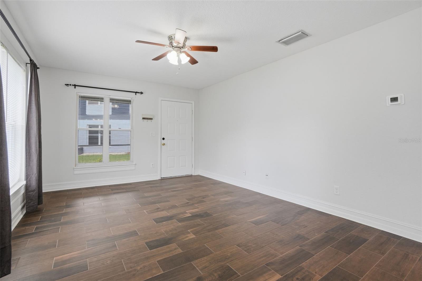 NORTHLAKE VILLAGE CONDO 9 - Residential